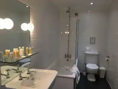 B+B Edinburgh - 8