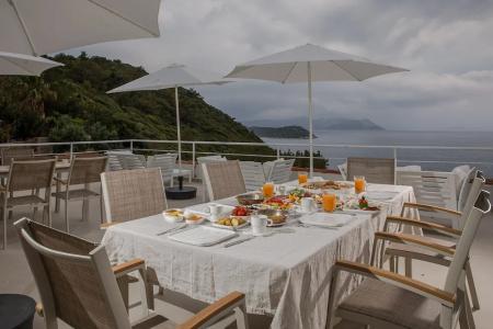 Villa Kale Suites with heated pool in winter - 22