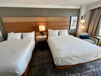Sheraton Oceanfront - 144