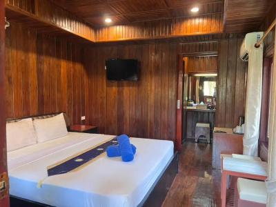 Diamond Beach - 12