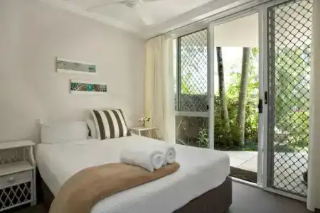 Noosa Tropicana - 83