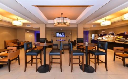 Holiday Inn Express, An Ihg - 20