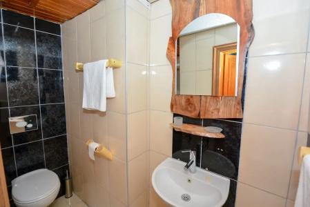 Wood House - 8