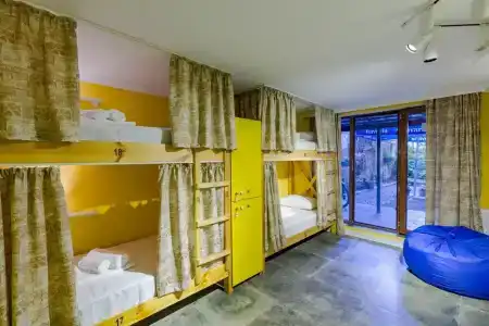 Batumi Surf Hostel - 3