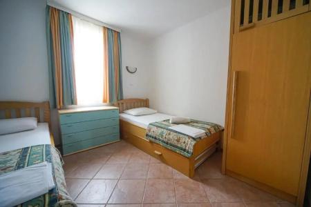 and Rooms Degra - 88