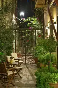 Ionas Boutique - 26