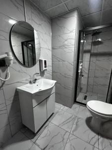 Comfort Suite Van - 9