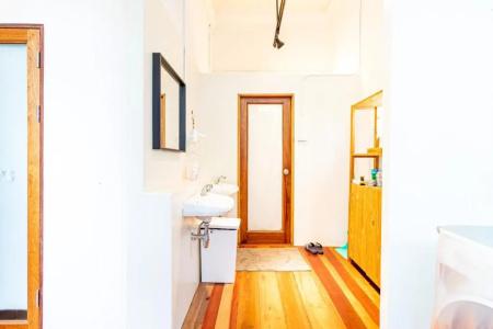 Lyn's Home Boutique Hostel - 8
