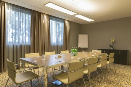Hampton By Hilton Rome East - 34