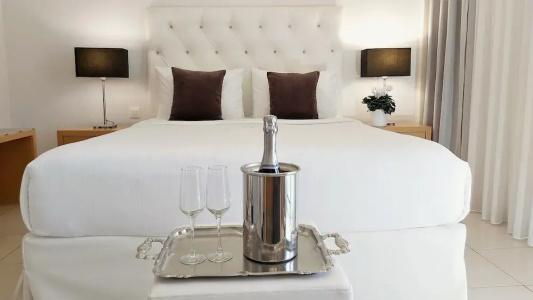 Akrogiali Exclusive (Adults Only) - 99
