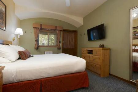 GetAways at Olympic Village Inn - 13
