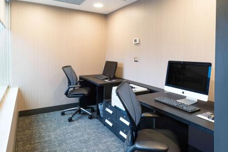 Hilton Garden Inn - 23