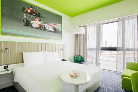 Park Inn by Radisson Dubai Motor City - 2