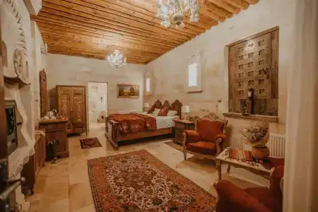 Serenus Cave Suites - 43