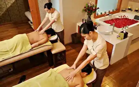 Royale Chulan - 28