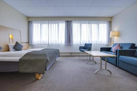 Best Western Plus Airport - 106