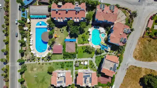 Irem Garden & - 28