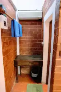 Red Brick - 18