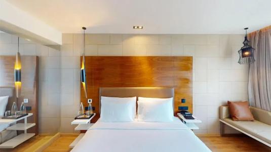 Radisson Bengaluru City Center - 23