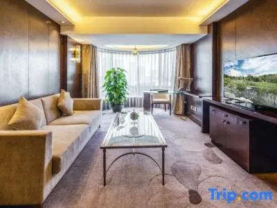 Beijing Continental Grand - 130