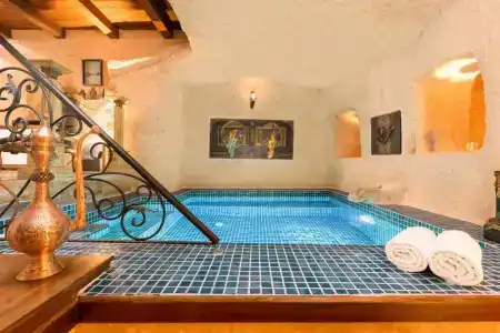 Elysion Cave Suites - 67