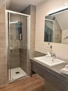 Hôtel des Princes, Chambéry Centre - 86