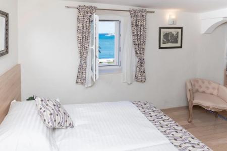 Kastel 1700 Boutique - 44