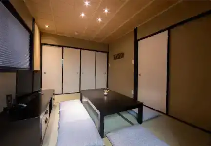 Rinn Kujofujinoki West - 1