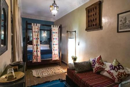 Riad Mur Akush - 32