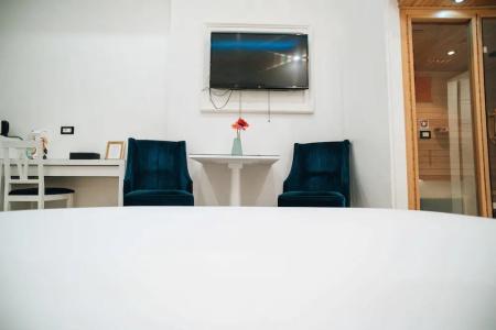 Escape Luxury Suite - 26