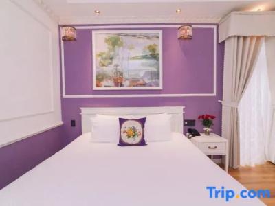 Dalat Boutique - 84