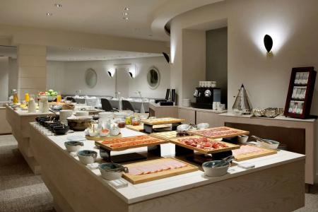 Hyatt Regency Hesperia - 15
