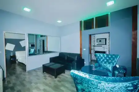 Momento Resort - 5