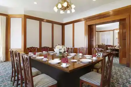 Hayes Mansion - 37