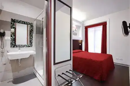 Imperial Suite Guest House - 11