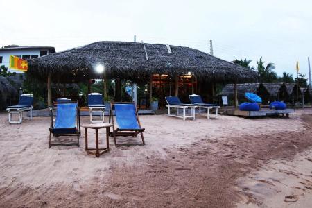 Harmony Beach Bungalows - 10