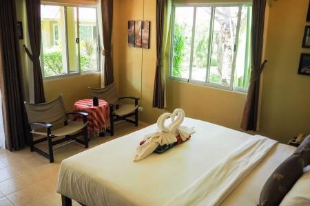 Lanta Castaway Beach Resort - 43