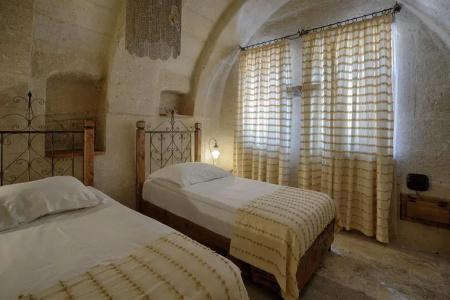 Hera Cave Suites - 86