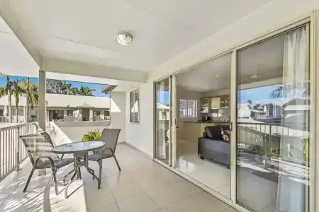 Noosa River Palms - 69