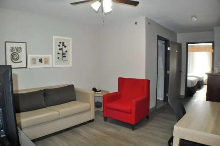 Country Inn & Suites by Radisson, West, KS - 91