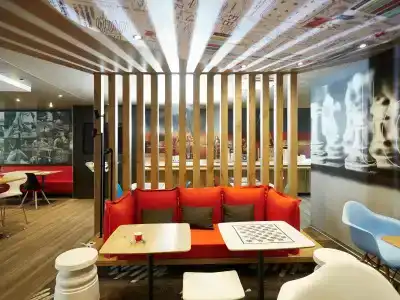 ibis Valenciennes - 9