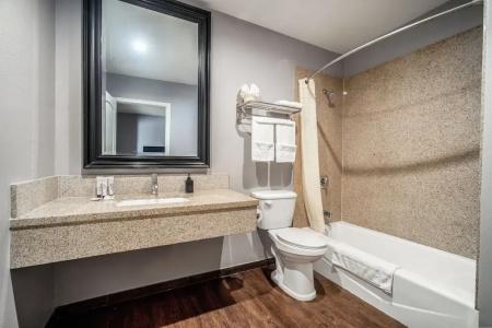 Lyfe Inn & Suites By Aga - Lax Airport - 50