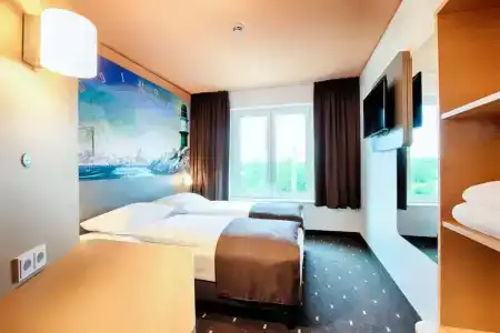 b&b Rostock-Hafen - 38