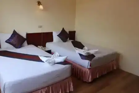 Chumphon Palace - 47