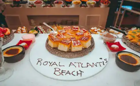 Royal Atlantis Beach - 9