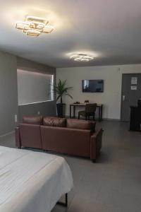 Boulevard - 14