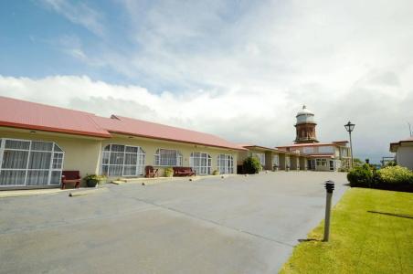 Tower Lodge - 20
