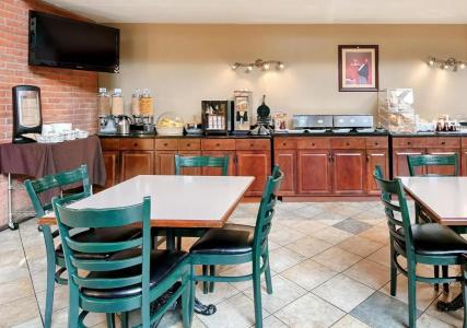 Best Western-Montreal & Conference Centre - 34