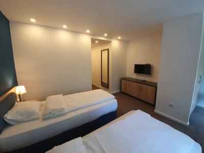 Premium Crown Suites - 93