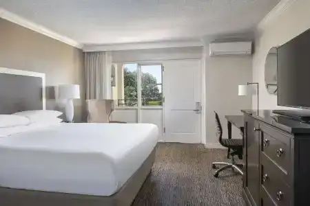Hyatt Regency - 50